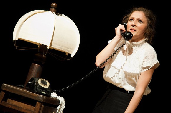 Uśmiech Kobiety – Teatr Nikoli z wizytą w stolicy